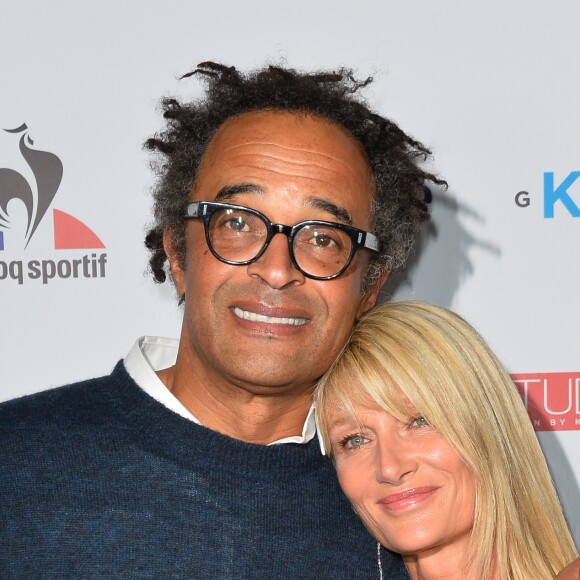 Yannick Noah et sa compagne Isabelle Camus - Soirée de gala des 20 ans de l'association "Fête le Mur" de Yannick Noah au Chalet des Iles à Paris le 9 novembre 2016. © Coadic Guirec/Bestimage