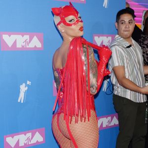 Amber Rose assiste aux MTV Video Music Awards 2018 au Radio City Music Hall à New York, le 20 août 2018.