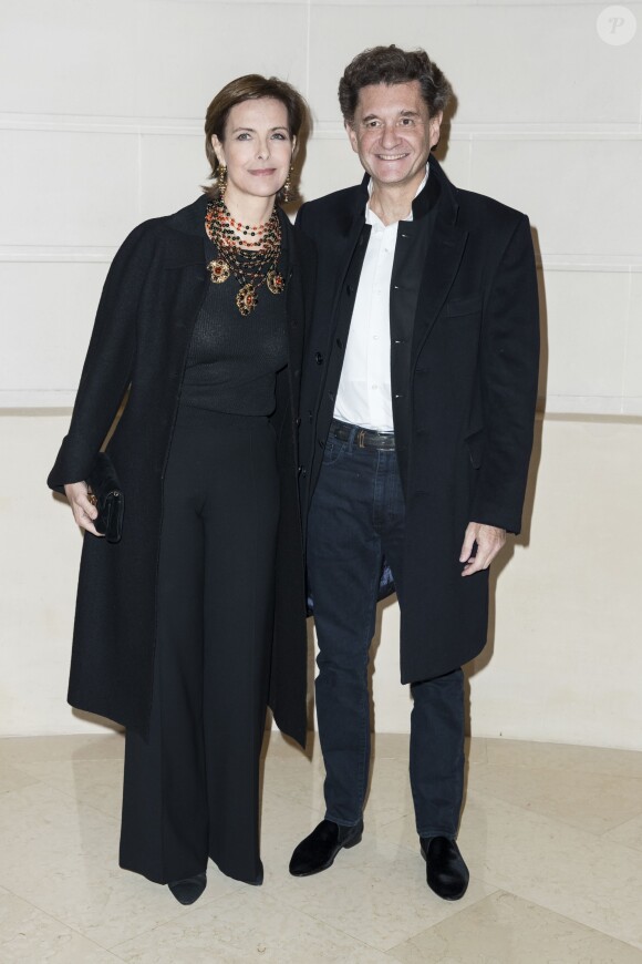 Carole Bouquet et son compagnon Philippe Sereys de Rothschild - Photocall lors du deuxième défilé Chanel "Métiers d'Art" au Ritz à Paris, France, le 6 décembre 2016. © Olivier Borde/Bestimage
