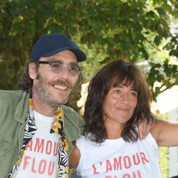 Philippe Rebbot (réalisateur) et Romane Bohringer (réalisatrice) pour le film "L'Amour Flou" lors du deuxième jour de la 11ème édition du festival du Film Francophone d'Angoulême, France, le 22 août 2018. © Coadic Guirec/Bestimage
