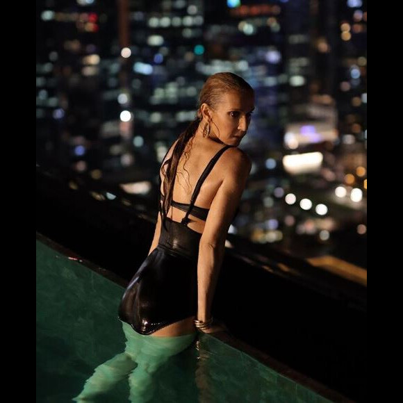 Céline Dion prise en photo à Singapour, en juillet 2018.
