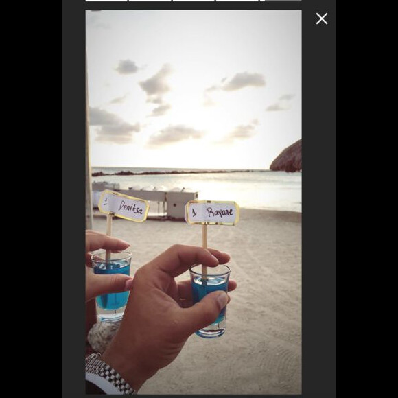 Rayane Bensetti et Denitsa Ikonomova se retrouvent à un mariage sur Instagram. Août 2018.