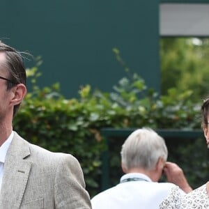 Pippa Middleton, enceinte, et son mari James Matthews arrivant au tournoi de Wimbledon à Londres le 13 juillet 2018.