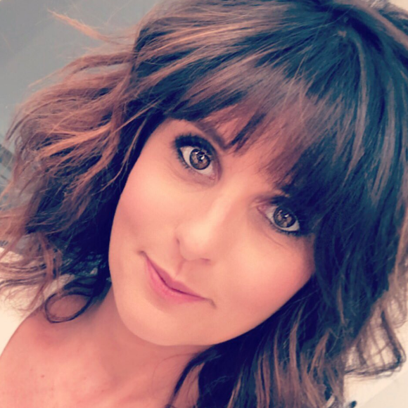 Faustine Bollaert - Instagram