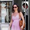 Exclusif - Pippa Middleton, enceinte, se balade dans les quartier de Chelsea à Londres le 26 juin 2018.