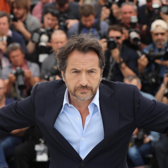 Photocall avec le maître de cérémonie Édouard Baer lors du 71ème Festival International du Film de Cannes le 8 mai 2018. © Borde/Jacovides/Moreau / Bestimage