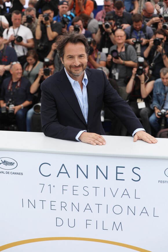 Photocall avec le maître de cérémonie Édouard Baer lors du 71ème Festival International du Film de Cannes le 8 mai 2018. © Borde/Jacovides/Moreau / Bestimage