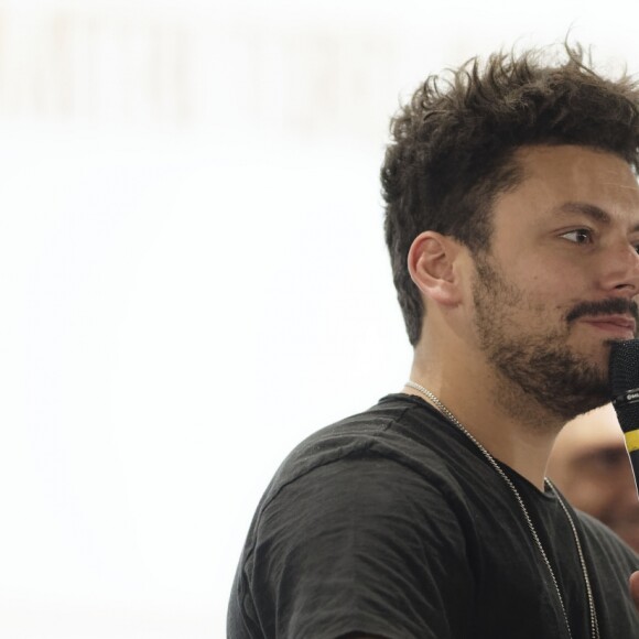 Kev Adams Kev Adams lors de l'avant-première d'"Alad'2" à Compiègne le 27 août 2018.