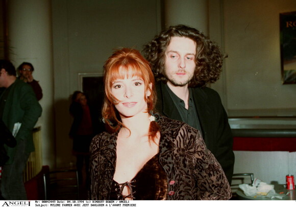 Mylène Farmer et Laurent Boutonnat à l'avant-première du film Giorgino" à Paris le 4 octobre 1994.