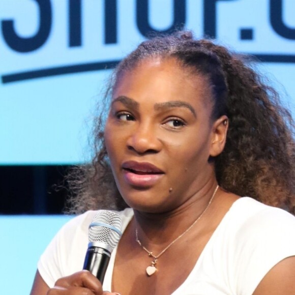 Serena Williams en pleine interview pour Shop.Org sur le plateau de American Express au Sands Expo Center à Las Vegas. Le 14 septembre 2018.