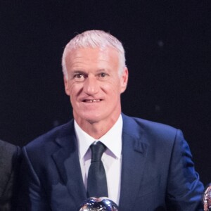 Luka Modric (meilleur joueur), Didier Deschamps (meilleur entraîneur) et Marta Vieira da Silva (meilleure joueuse) lors de la cérémonie des Trophées Fifa 2018 au Royal Festival Hall à Londres, Royaume Uni, le 25 septembre 2018. © Cyril Moreau/Bestimage