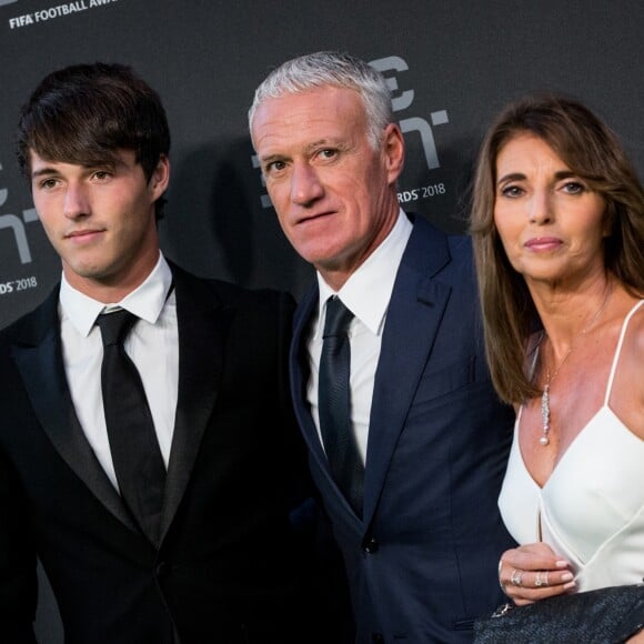 Didier Deschamps, sa femme Claude et leur fils Dylan - Les célébrités arrivent à la cérémonie des Trophées Fifa 2018 au Royal Festival Hall à Londres, Royaume Uni, le 25 septembre 2018. © Cyril Moreau/Bestimage