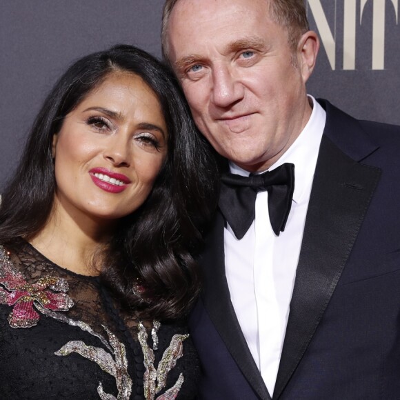 Salma Hayek et son mari François-Henri Pinault au photocall de la soirée "Vanity Fair Awards" à Madrid, le 26 septembre 2018.