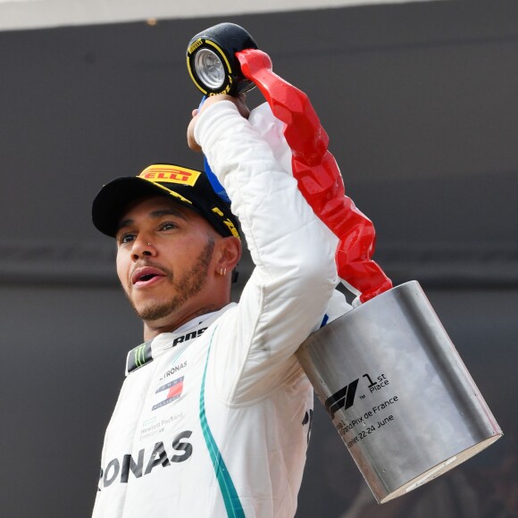 Lewis Hamilton (vainqueur du Grand Prix de France) lors de la remise de prix du Grand Prix de France de Formule 1 au Castellet le 24 juin 2018. © Bruno Bebert / Bestimage