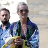 Semi-exclusif - Laeticia Hallyday et son amie Christina vont rejoindre des amies dans une villa avant d'aller dejeuner à Beverly Hills le 20 juin 2018.