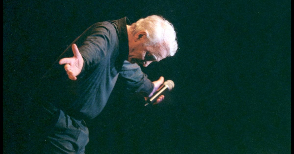 Charles Aznavour En Concert A Beyrouth En 01 Purepeople