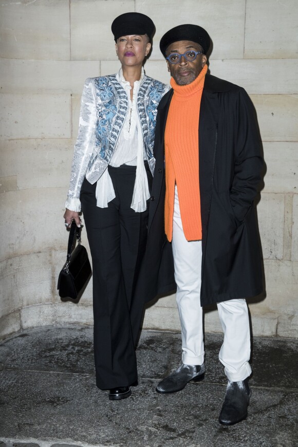 Spike Lee et sa femme Tonya Lewis au photocall du défilé Louis Vuitton PAP femme printemps / été 2019 au Louvre à Paris le 2 octobre 2018 © Olivier Borde / Bestimage