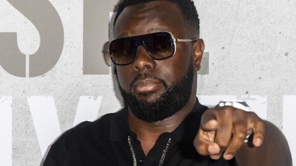 Maître Gims à l'île Maurice : Sa femme Demdem sensuelle en mer