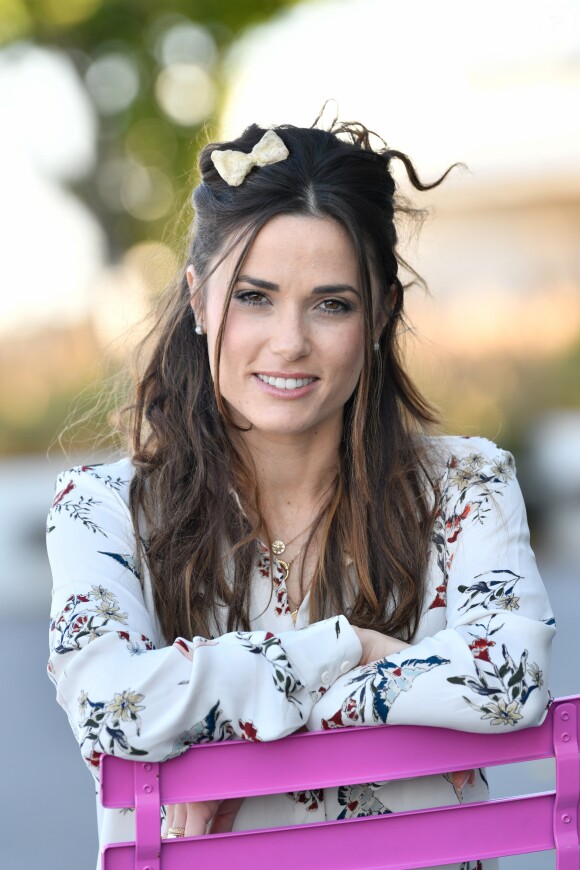 Exclusif - Capucine Anav dans les locaux de Webedia pour une interview pour Purepeople.com à Levallois-Perret le 10 octobre 2018.