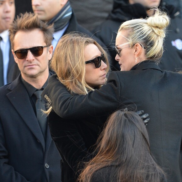 David Hallyday, Laura Smet, Laeticia Hallyday et ses filles Joy et Jade - Arrivées des personnalités en l'église de La Madeleine pour les obsèques de Johnny Hallyday à Paris le 8 decembre 2017. © Veeren/Bestimage
