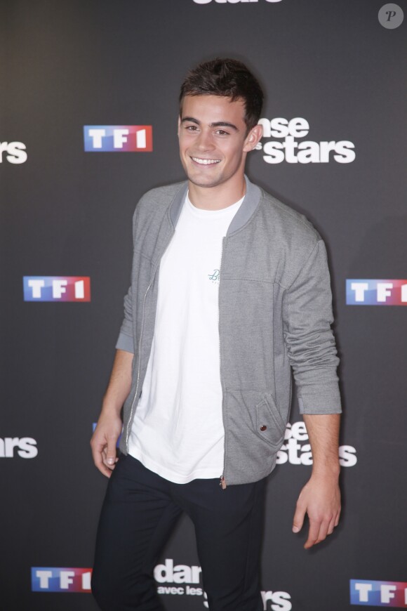 Clément Remiens - Photocall de la saison 9 de l'émission "Danse avec les stars" (DALS) au siège de TF1 à Boulogne-Billancourt le 11 septembre 2018. © Christophe Aubert via Bestimage