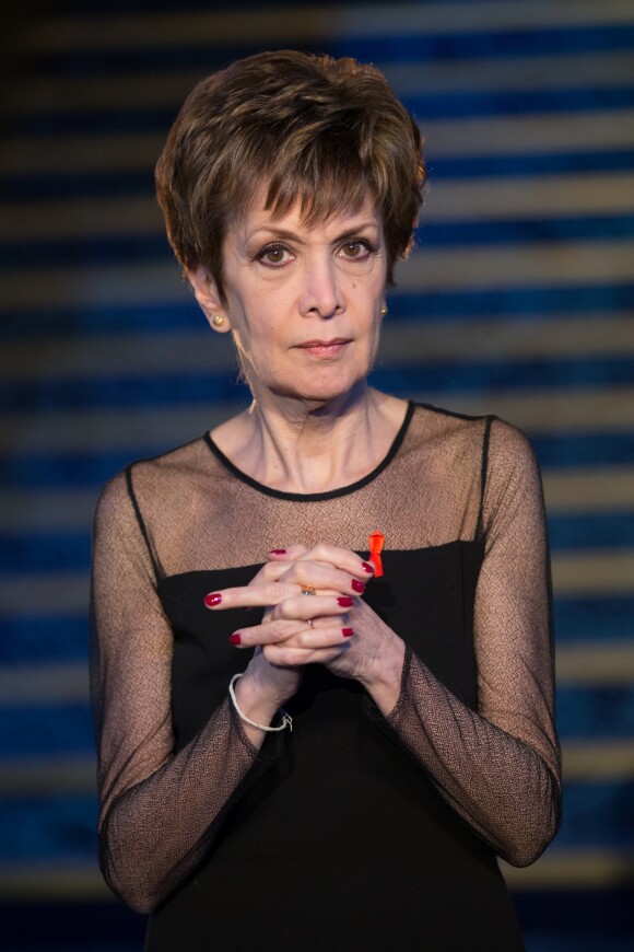 Catherine Laborde - Backstage de l'enregistrement de l'émission "La télé chante pour le Sidaction" aux Folies Bergère à Paris, le 11 mars 2015.