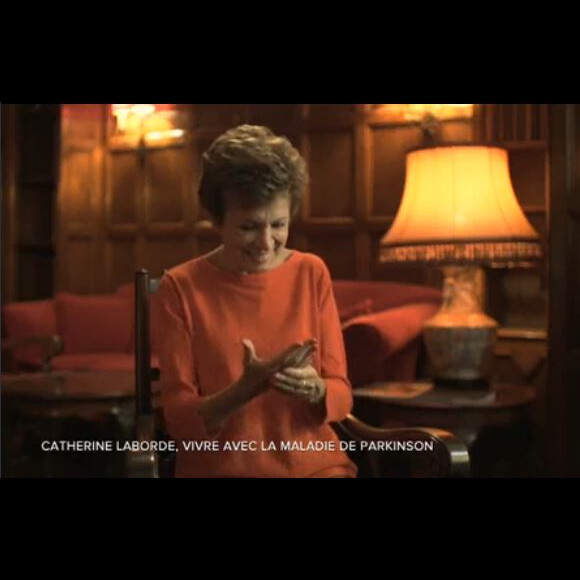 Catherine Laborde se livre sur la maladie de Parkinson dont elle souffre dans "Sept à Huit" dimanche 14 octobre 2018 - TF1
