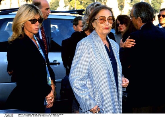 Flora Carabella et sa fille Barbara à Rome en 1996.
