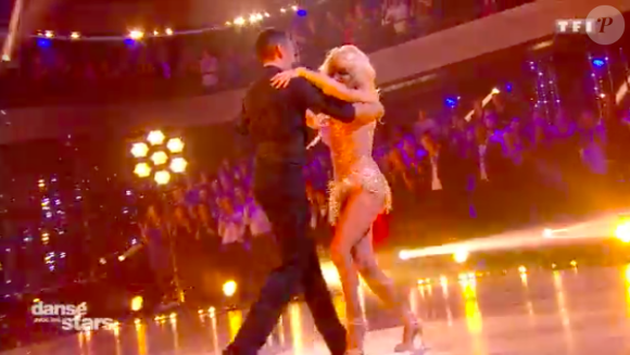 Photo : Pamela Anderson dans Danse avec les stars 9 sur TF1, le ..., حجم الصورة 580x327