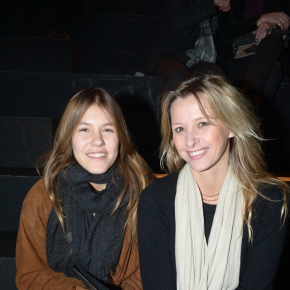 Sarah Lavoine et sa fille Yasmine Lavoine - Etam Live show de la collection lingerie de Natalia Vodianova à la Bourse du Commerce à Paris le 26 fevrier 2013.