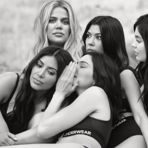 La famille Kardashian/Jenner pose pour la nouvelle collection de sous-vêtements Calvin Klein, le 27 aout 2018.
