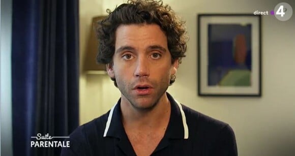 Mika dans "Suite parentale", France 4, 6 novembre 2018