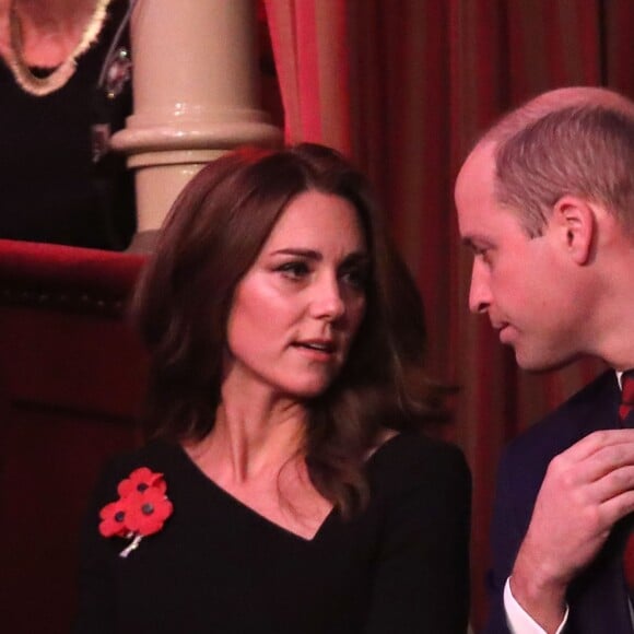 Kate Catherine Middleton, duchesse de Cambridge et le prince William, duc de Cambridge - La famille royale d'Angleterre au Royal Albert Hall pour le concert commémoratif "Royal British Legion Festival of Remembrance" à Londres. Le 10 novembre 2018