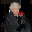La reine Elisabeth II d'Angleterre - La famille royale d'Angleterre au Royal Albert Hall pour le concert commémoratif "Royal British Legion Festival of Remembrance" à Londres. Le 10 novembre 2018
