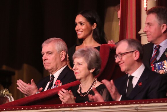 Le prince Andrew, duc d'York, Meghan Markle (enceinte), duchesse de Sussex et le prince Harry, duc de Sussex, la première ministre britannique Theresa May et son mari Philip May - La famille royale d'Angleterre au Royal Albert Hall pour le concert commémoratif "Royal British Legion Festival of Remembrance" à Londres. Le 10 novembre 2018