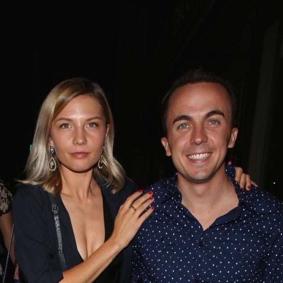 Frankie Muniz (Malcolm) et sa compagne Paige Price lors d'un dîner au restaurant Craig à Hollywood, le 26 septembre 2017.
