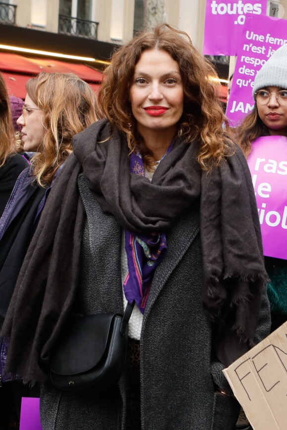 Aurélie Saada lors de la manifestation organisée contre les violences faites aux femmes dans le quartier de l'Opéra à Paris, le 24 novembre 2018. © CVS/Bestimage