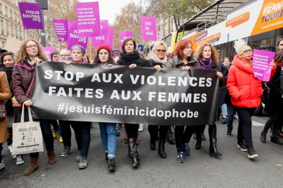Sophie Darel, Anna Mouglalis, Muriel Robin, Eva Darlan, Orlan lors de la manifestation organisée contre les violences faites aux femmes dans le quartier de l'Opéra à Paris, le 24 novembre 2018. © CVS/Bestimage