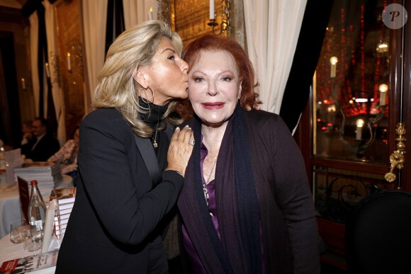 Caroline Margeridon et Régine lors de la soirée du 41ème cocktail des écrivains du Cercle MBC dans les salons du Fouquet's à Paris, France, le 28 novembre 2018. © Cedric Perrin/Bestimage
