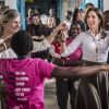 La princesse Mary de Danemark a rencontré Elizabeth Okumu (Women Deliver), qui lui a présenté son programme d'enseignement pour les jeunes mères et leurs enfants, sur la santé sexuelle et les droits en matière de procréation, lors de son voyage officiel au Kenya le 28 novembre 2018