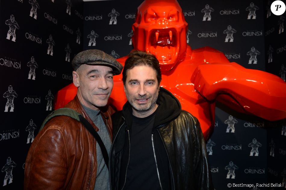 Exclusif Jean Marc Barr Richard Orlinski La Galerie Orlinski Fete Son Premier Anniversaire Au 68 Rue Du Faubourg Saint Honore Dans Le 8eme A Paris Le 29 No Purepeople