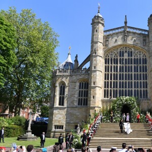 Meghan Markle (duchesse de Sussex) a épousé le prince Harry en la chapelle Saint-George de Windsor le 19 mai 2018. Avait-elle demandé - en vain - de faire vaporiser du désodorisant dans l'église parce qu'elle sentait le renfermé, comme cela a été rapporté par des sources royales bien placées en novembre de la même année ?