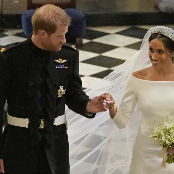 Meghan Markle (duchesse de Sussex) a épousé le prince Harry en la chapelle Saint-George de Windsor le 19 mai 2018. Avait-elle demandé - en vain - de faire vaporiser du désodorisant dans l'église parce qu'elle sentait le renfermé, comme cela a été rapporté par des sources royales bien placées en novembre de la même année ?