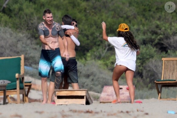 Exclusif - Tim Commerford de Rage Against the Machine le 9 août 2018 sur la plage à Malibu.