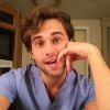Jake Borelli, de Grey's Anatomy, en mode selfie sur Instagram, 1er novembre 2018