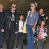Exclusif - Johnny Hallyday repart en famille avec sa femme Laeticia, ses filles Jade et Joy et Elyette, la grand-mère de Laeticia à Saint-Barthélemy de l'aéroport Roissy Charles de Gaulle le 27 juillet 2016.