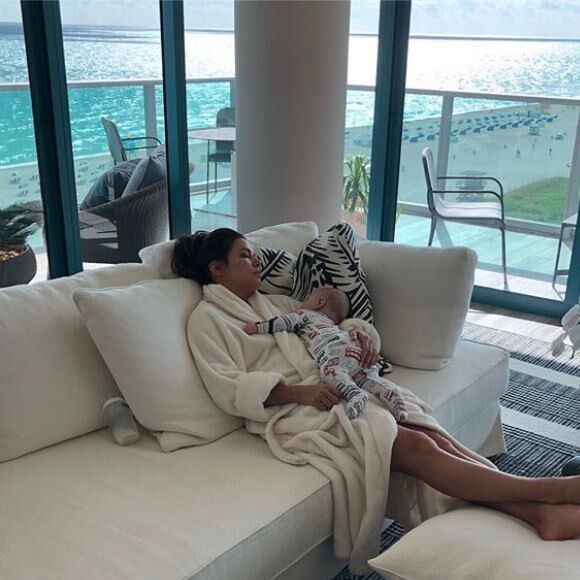 Eva Longoria et Santiago, à Miamin le 8 décembre 2018