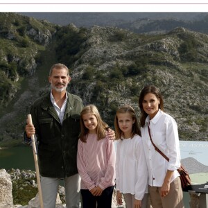 Carte de voeux du roi Felipe VI d'Espagne, de la reine Letizia et de leurs filles la princesse Leonor et l'infante Sofia révélée le 10 décembre 2018.