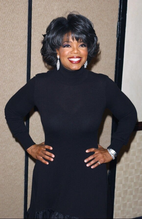 A 17 ans, Oprah Winfrey a gagné l'écharpe de Miss Black Tennessee, à une époque où femmes noires et blanches sont séparées pour les concours de beauté. Ici, en 2002.