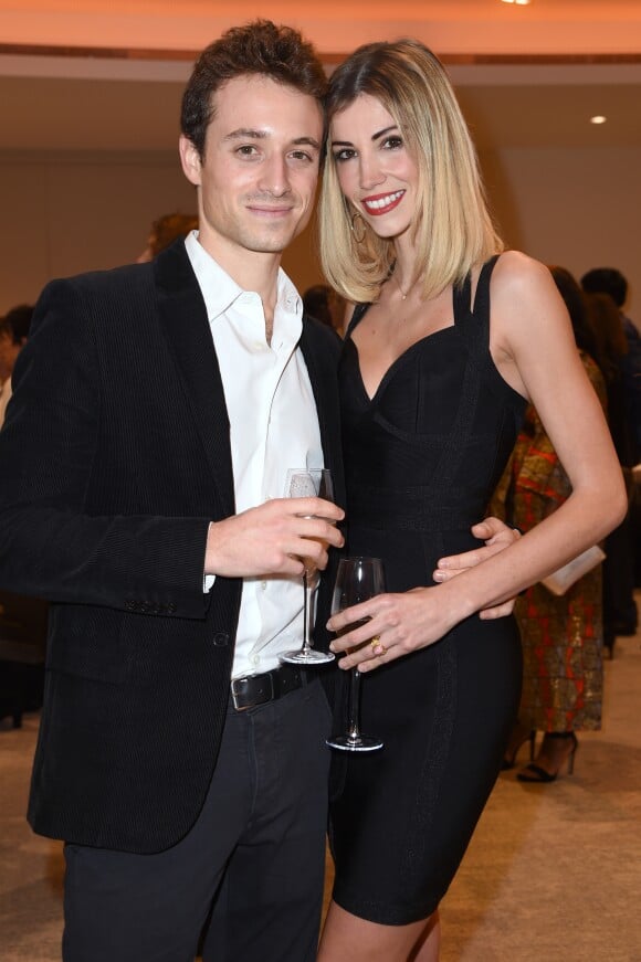 Exclusif - Alexandra Rosenfeld (Miss France 2006) et Hugo Clément posant en couple lors du cocktail avant le dîner de gala organisé par Sonia Rolland pour son association Maïsha Africa, le 17 décembre 2018 au Pavillon Gabriel, à Paris. © Gorassini-Moreau/Bestimage